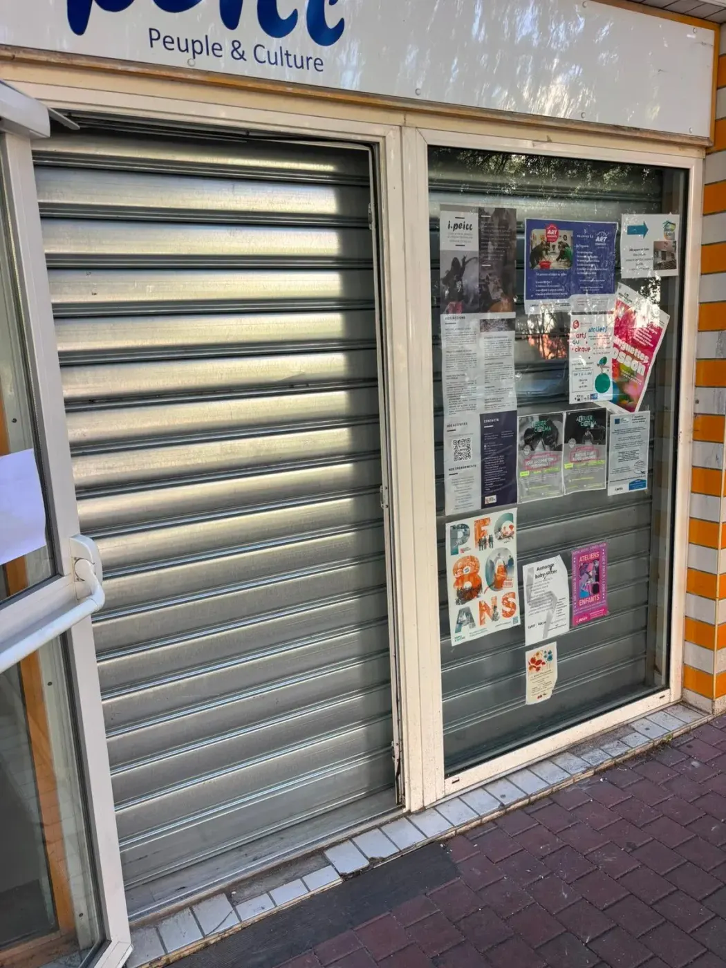 Installation et pose de rideau métallique à Champigny-sur-Marne